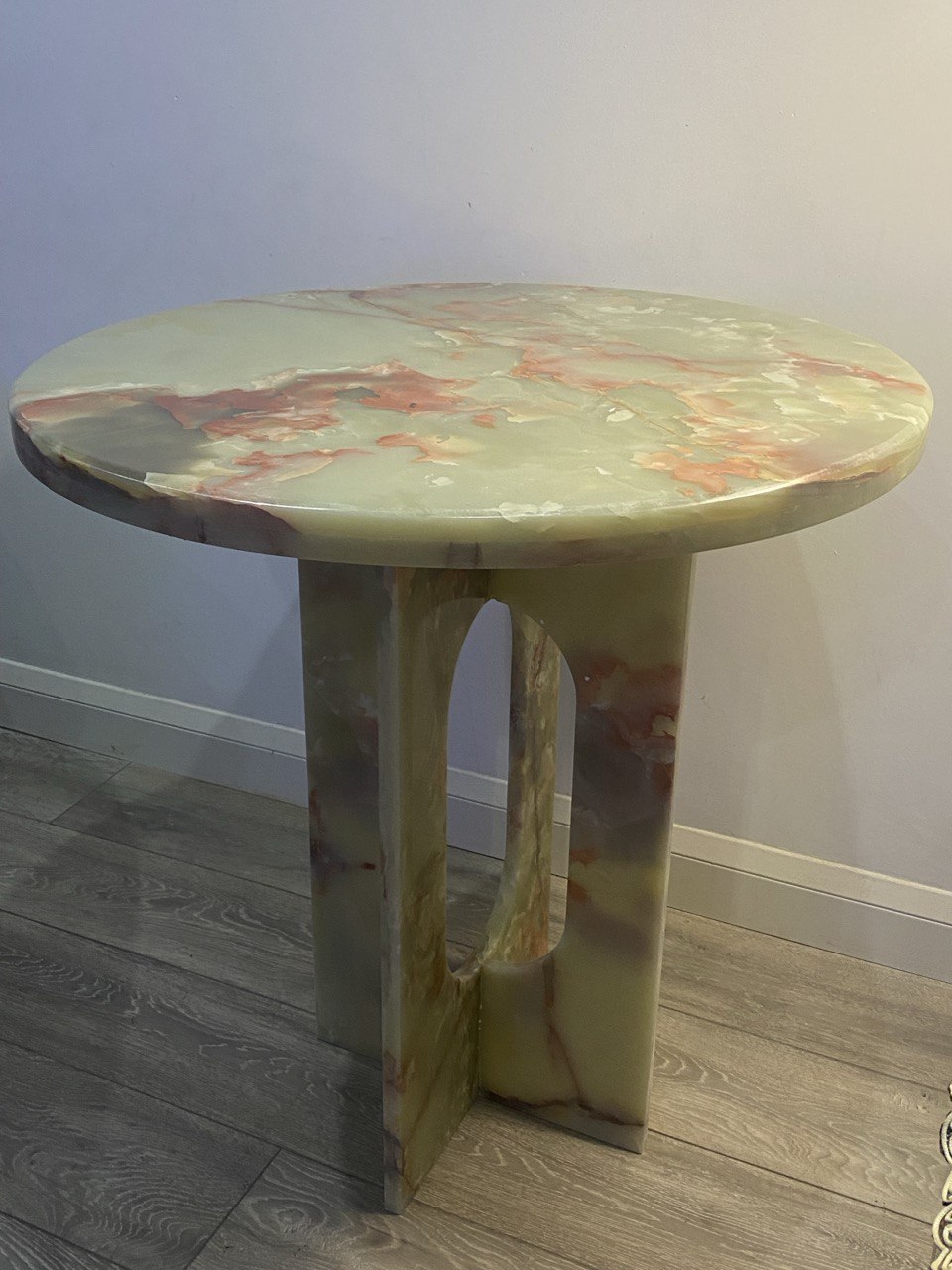 Modern Onyx Dining Table