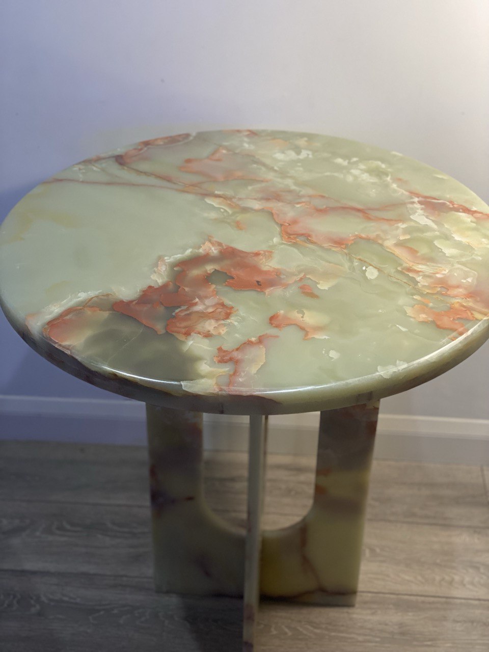 Modern Onyx Dining Table